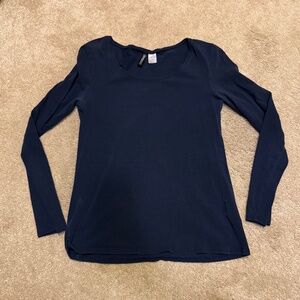 Divided womens size 12 navy blue scoop neck long sleeve tshirt